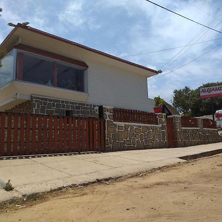 Hostal La Estrella 75 El Quisco Ngoại thất bức ảnh
